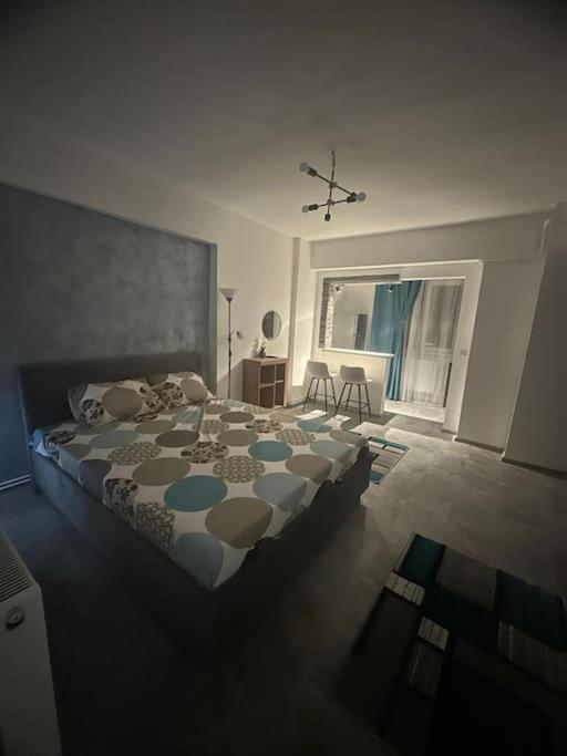 The Secret Studios Крайова Экстерьер фото